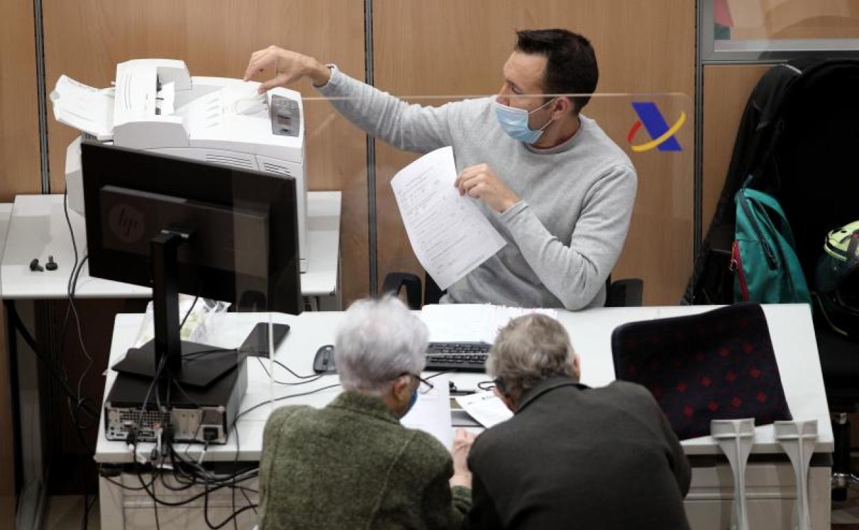 Hacienda Perdona Las Deudas Pendientes Inferiores A Tres Euros El Norte De Castilla 5963